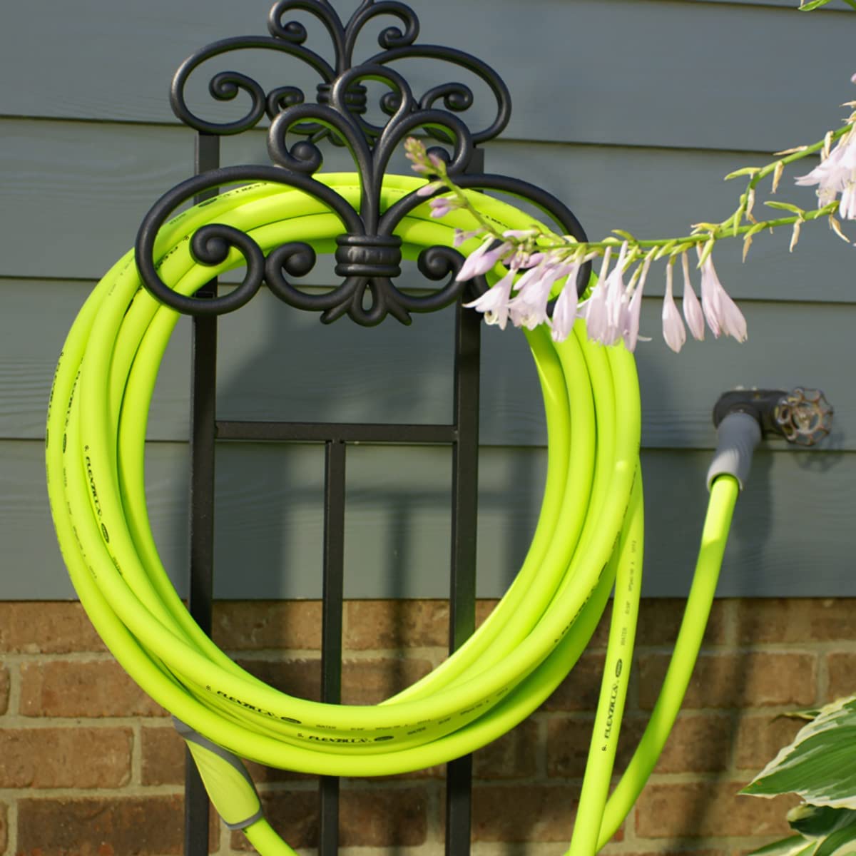 Garden Hose with Swivelgrip