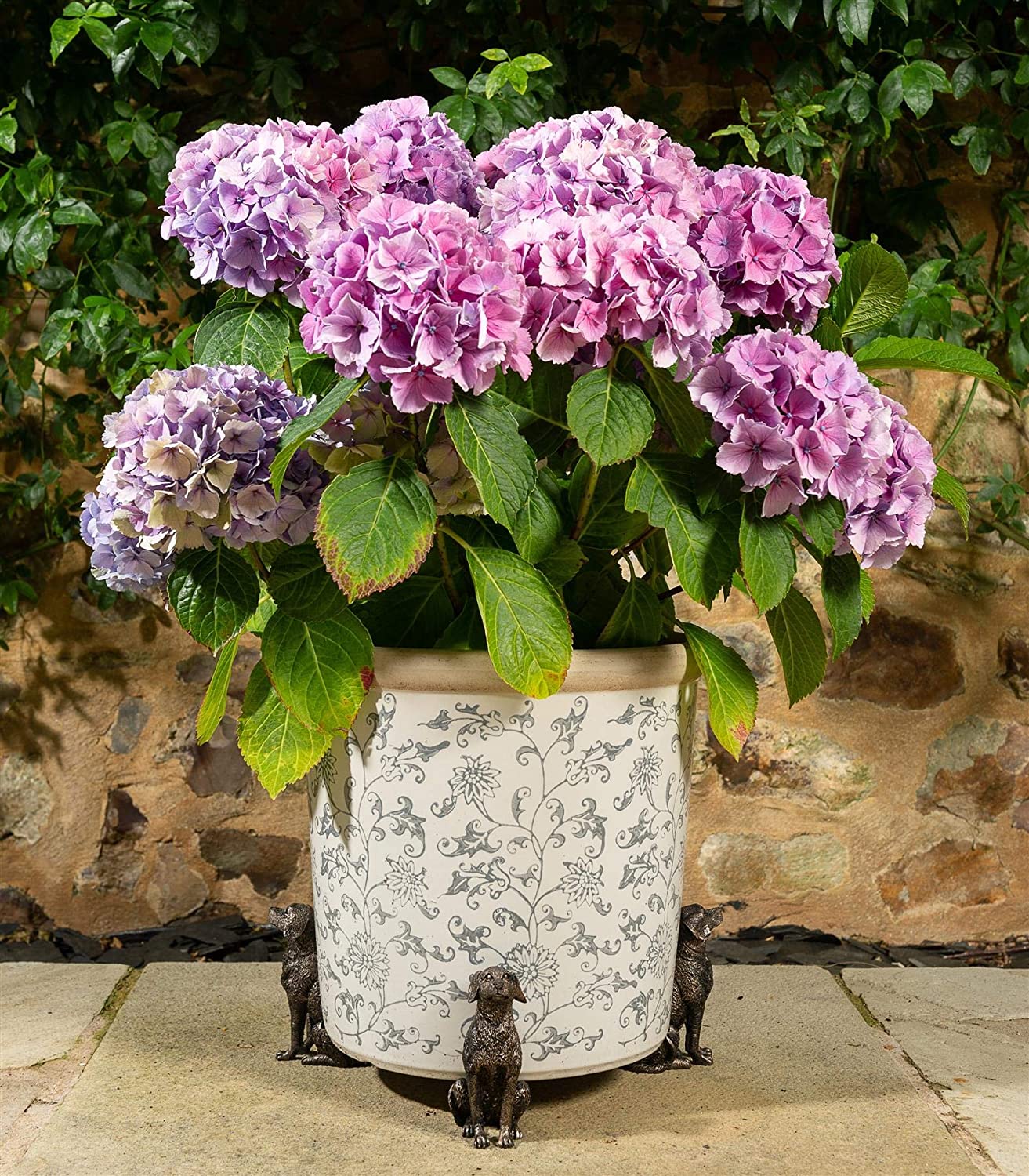 Sitting Labrador Plant Pot Feet