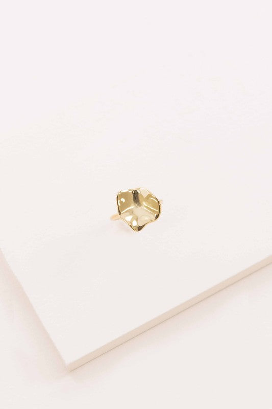 14k Gold Hammered Circle ring with a heart-shaped design on a white background.