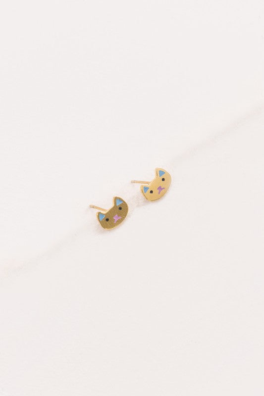 A pair of gold-plated cat-shaped stud earrings on a white background.