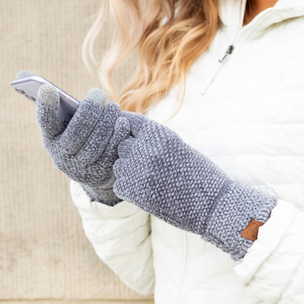Person using a smartphone with CC Chenille Touch Gloves.