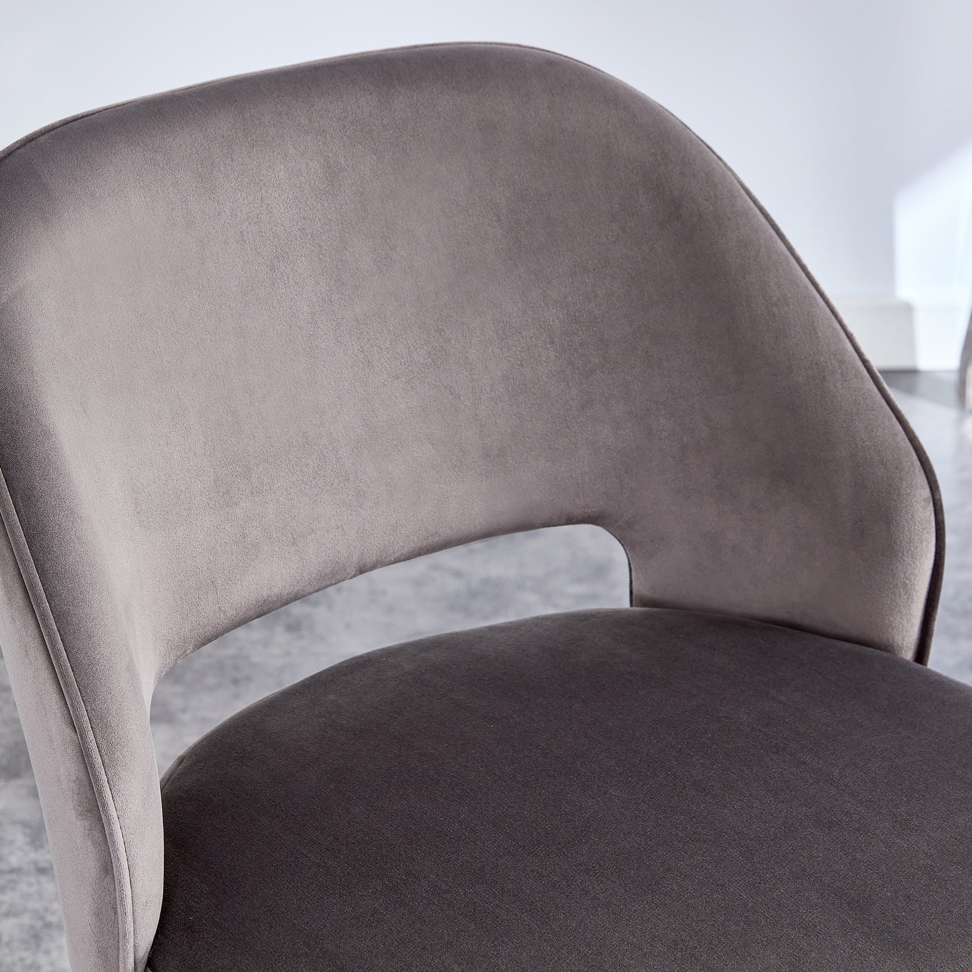 Set of 2 Velvet Dining Barstools with Anti Slip Metal Framed Legs- Gray_10