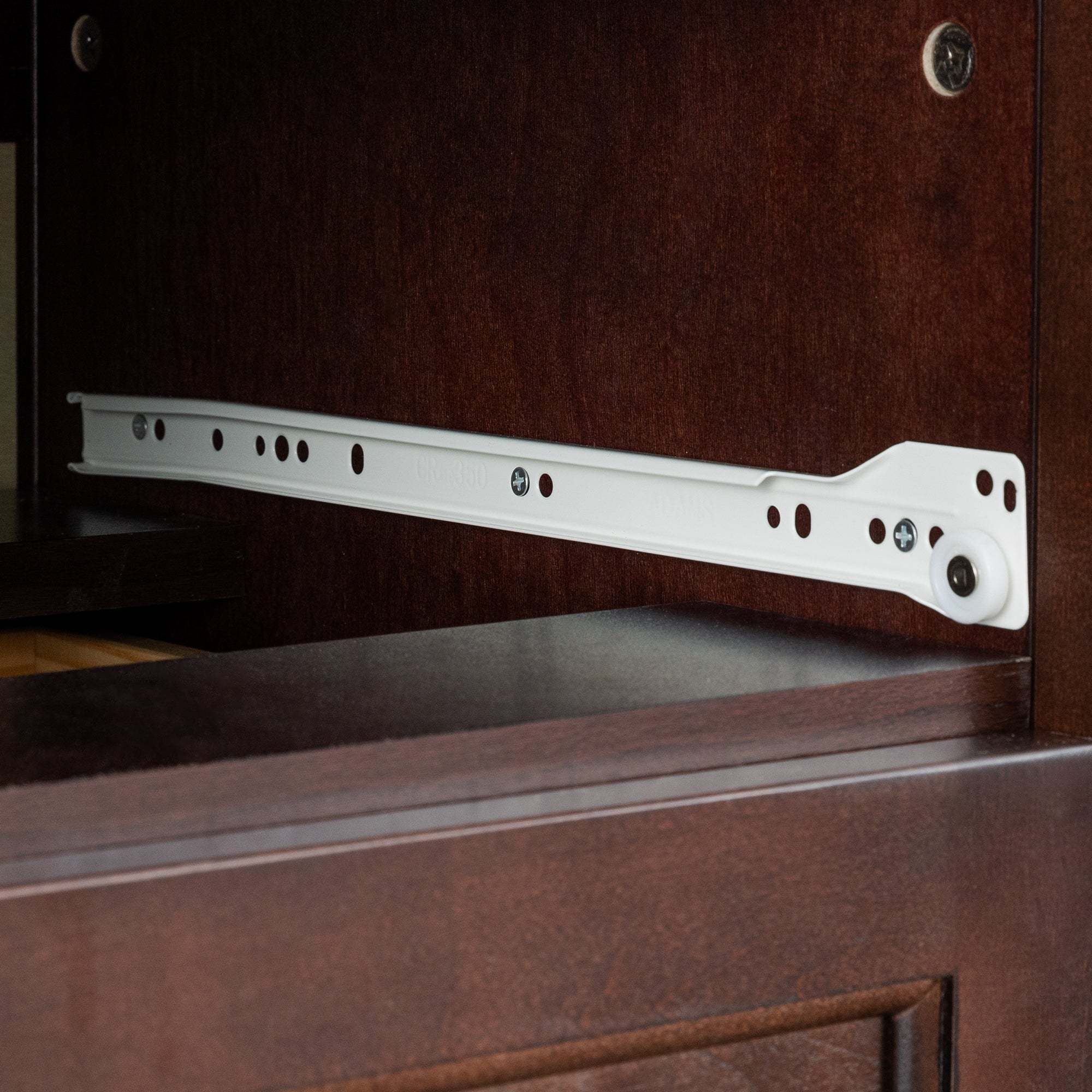 6 Drawers Wood Accent Stylish Dresser Chest and Storage Organizer in Auburn_13