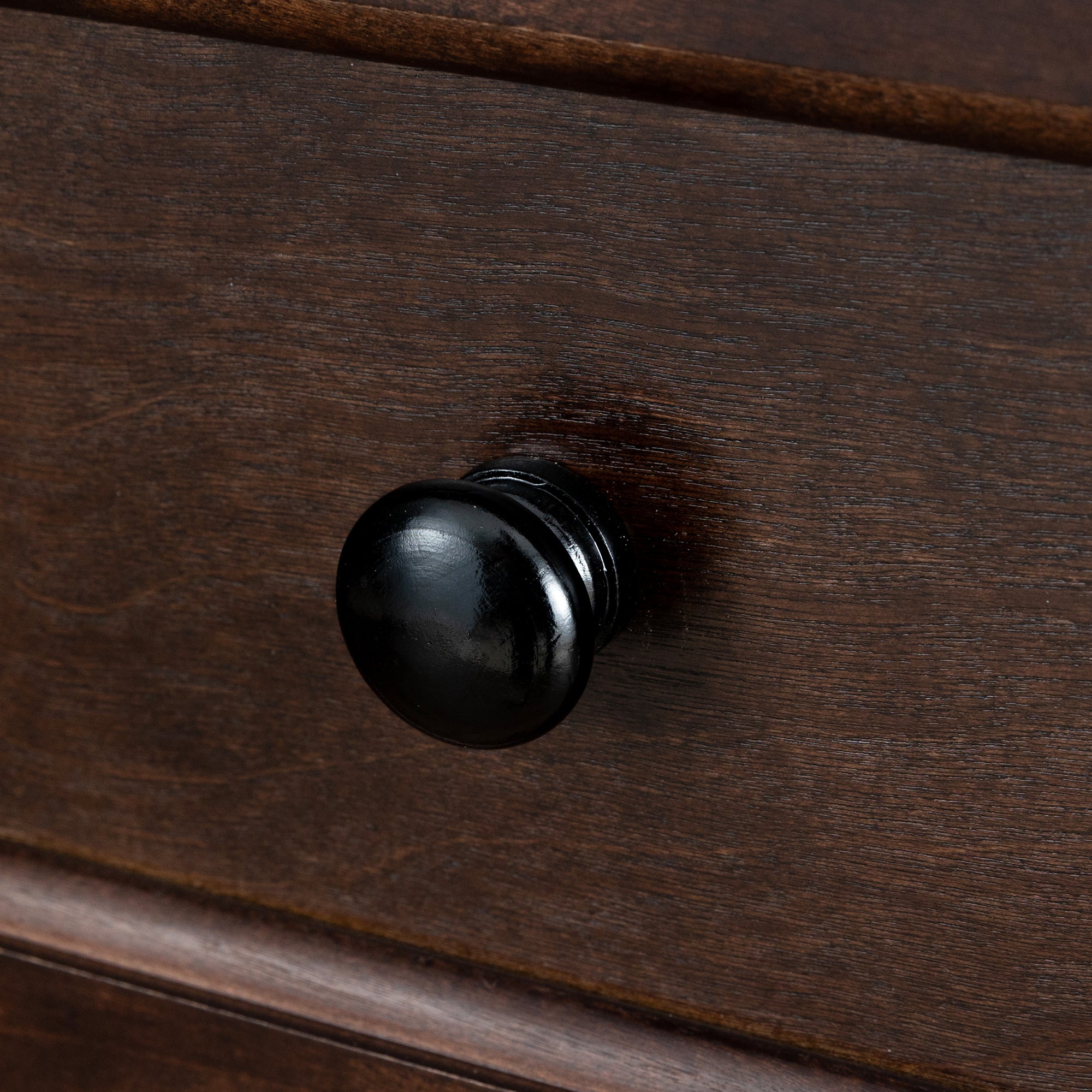 6 Drawers Wood Accent Stylish Dresser Chest and Storage Organizer in Auburn_10