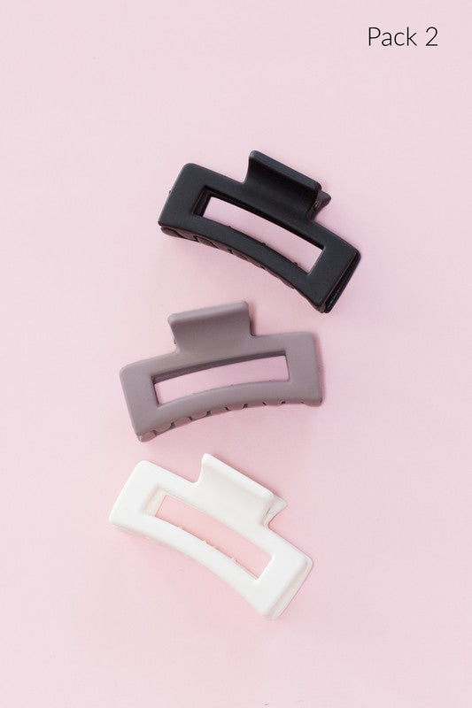 Blonde highlighted hair partially clipped up with a Mini Box Claw Set - 3 Pack.