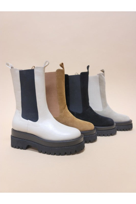 The NECTAR-PLATFORM COMBAT BOOTS are available in five stylish colors: white, tan, blue, black, and gray. These casual ankle-high boots feature thick black soles that provide both comfort and durability.