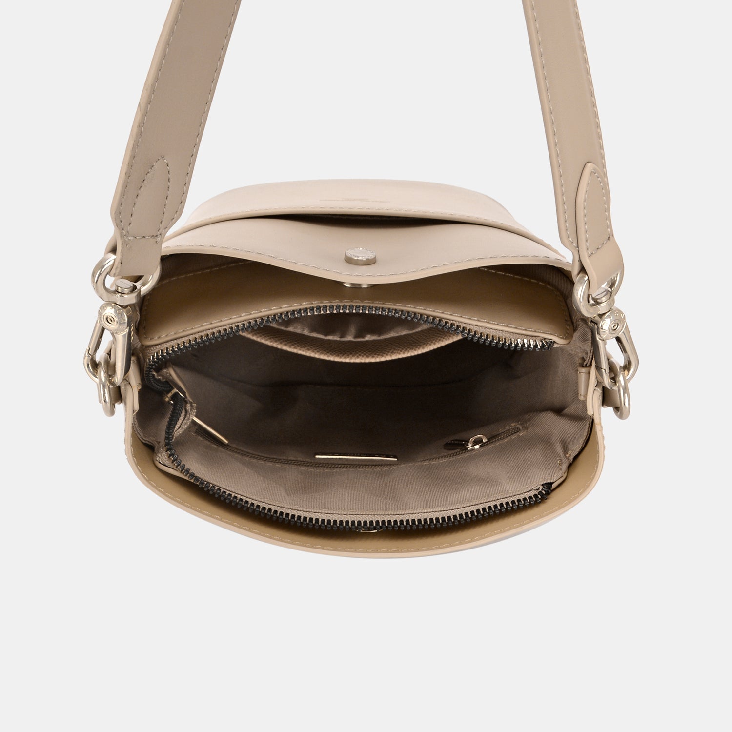 The David Jones PU Leather Shoulder Bag exudes chic style with its beige color, single strap, and practical front pocket.