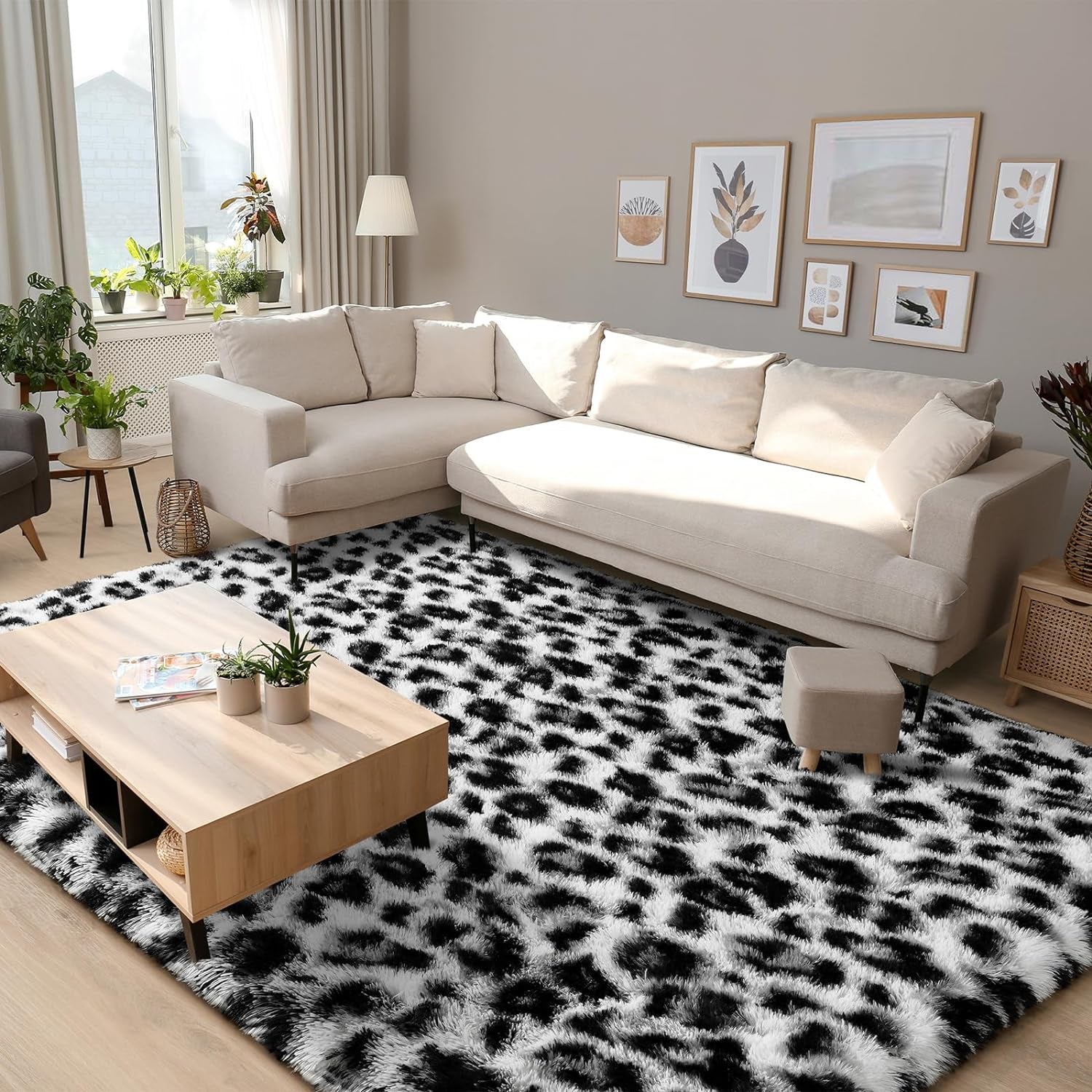 Fluffy Bedroom Rug Leopard Rug for Living Room Black and White Area Rug 4X6 Ft Cute Cheetah Print Rug for Kids Girls Boys Nursery Room Decor Alfombras Para Salas