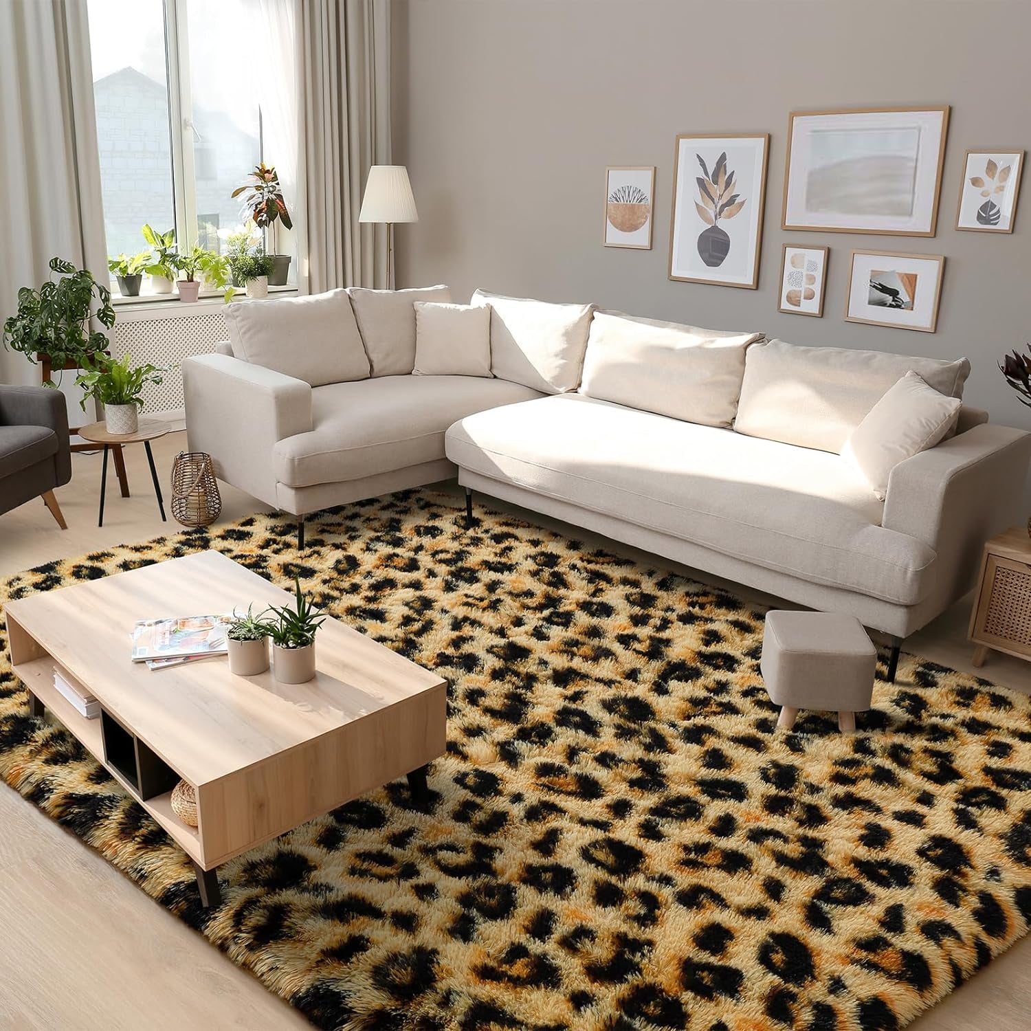 Fluffy Bedroom Rug Leopard Rug for Living Room Black and White Area Rug 4X6 Ft Cute Cheetah Print Rug for Kids Girls Boys Nursery Room Decor Alfombras Para Salas