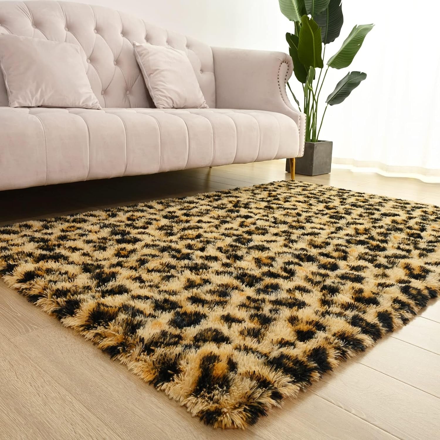 Fluffy Bedroom Rug Leopard Rug for Living Room Black and White Area Rug 4X6 Ft Cute Cheetah Print Rug for Kids Girls Boys Nursery Room Decor Alfombras Para Salas