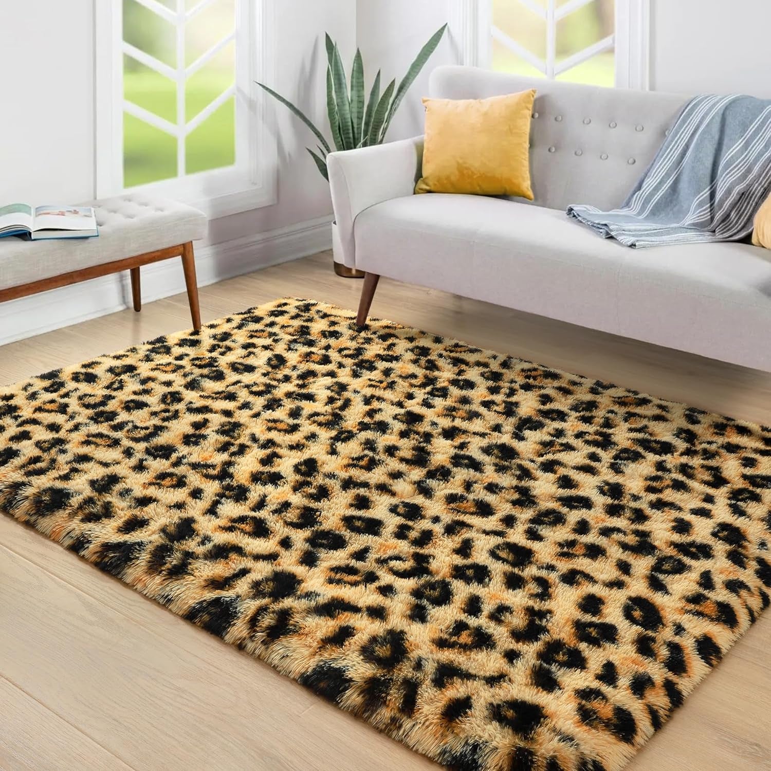 Fluffy Bedroom Rug Leopard Rug for Living Room Black and White Area Rug 4X6 Ft Cute Cheetah Print Rug for Kids Girls Boys Nursery Room Decor Alfombras Para Salas