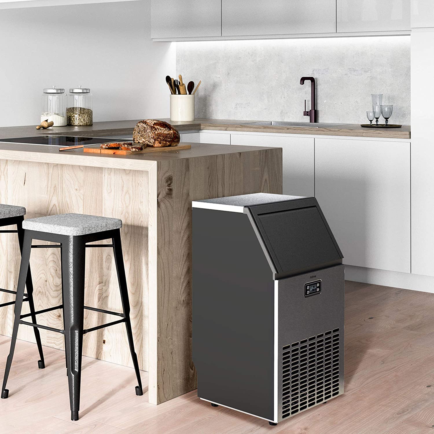 Freestanding Commercial Ice Maker Machine