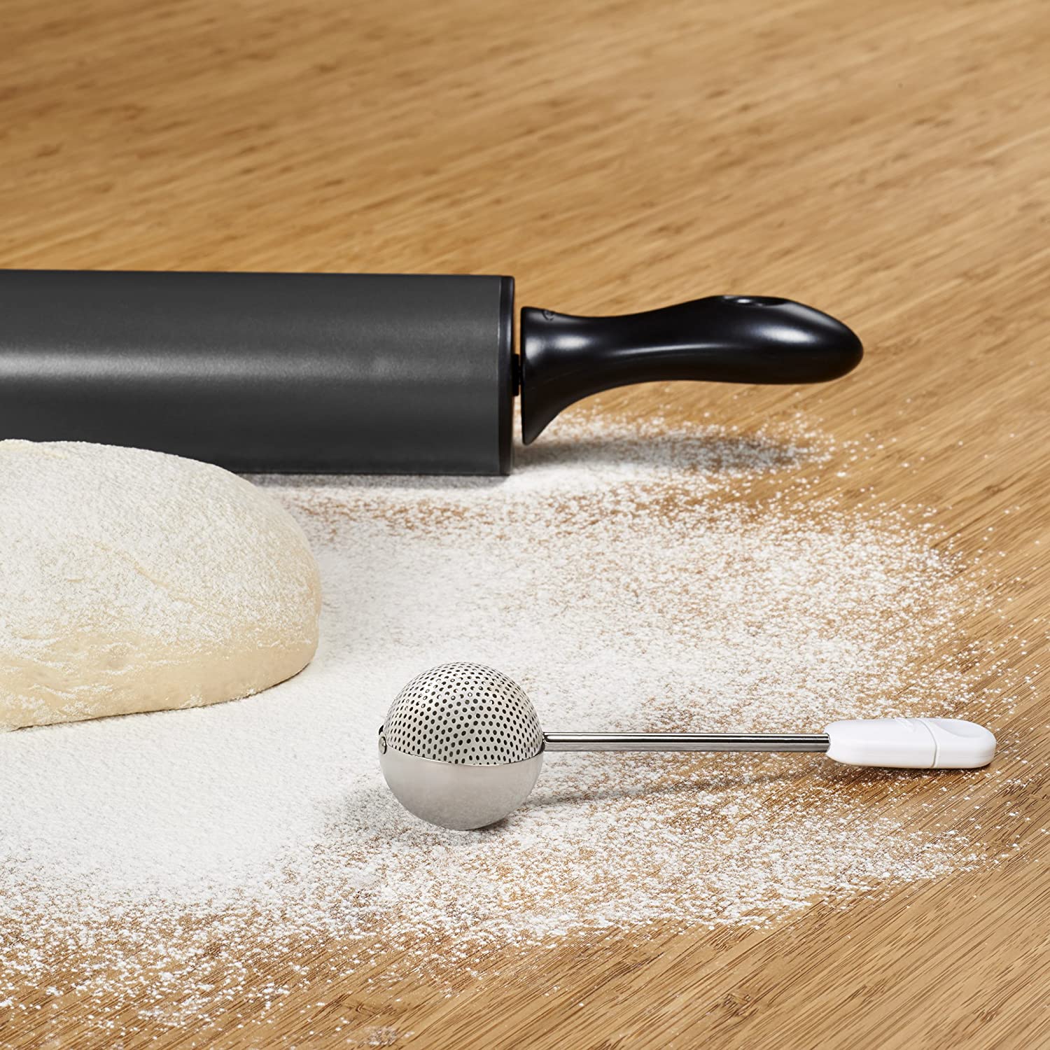 Dusting Wand for Sugar, Flour and Spices