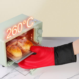 These Silicone Insulated Gloves Microwave Oven High Temperature Kitchen Anti-Hot Gloves, in blue and black with a loop for hanging, offer excellent protection for all your baking needs.
