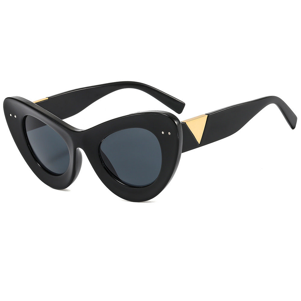 Retro Cat Eye Sunglasses Women Fashion Brand Designer Black Brown Shades UV400 Men Trending Clear Lens Anti Blue Sun Glasses