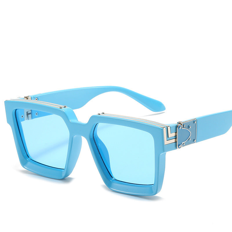 A pair of blue 86229 Europe and America Trampody sunglasses glasses big square sunglasses for men and women sunglasses Amazon millionaire pc.