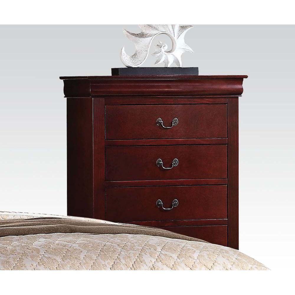 The Louis Philippe III chest in Cherry is a stylish addition to any bedroom. With its beautiful black finish and brushed nickel metal hardware, this chest features 5 drawers for ample storage space.