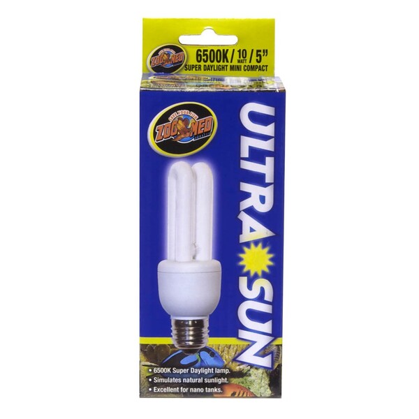 An Zoo Med Ultra Sun Super Daylight Mini Compact Fluorescent Lamp White 5 in in a package.