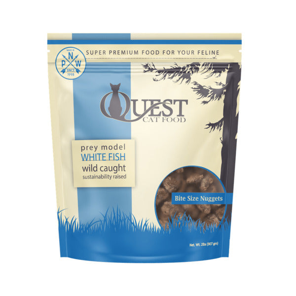 Steves C QST FZD NUGS WHFSH 10O dog treats in a bag with a picture of a dog.