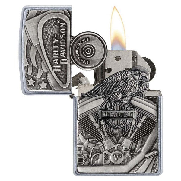 Zippo Harley-Davidson Street Chrome Motor Flag windproof lighter.