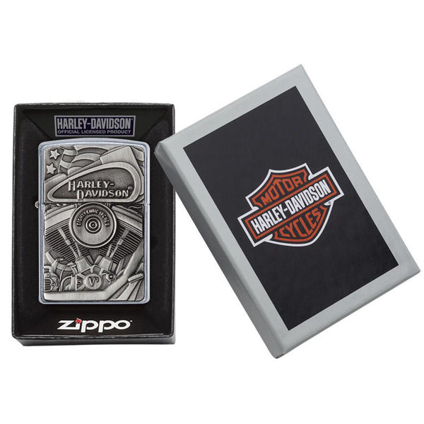 Zippo Harley-Davidson Street Chrome Motor Flag windproof lighter.